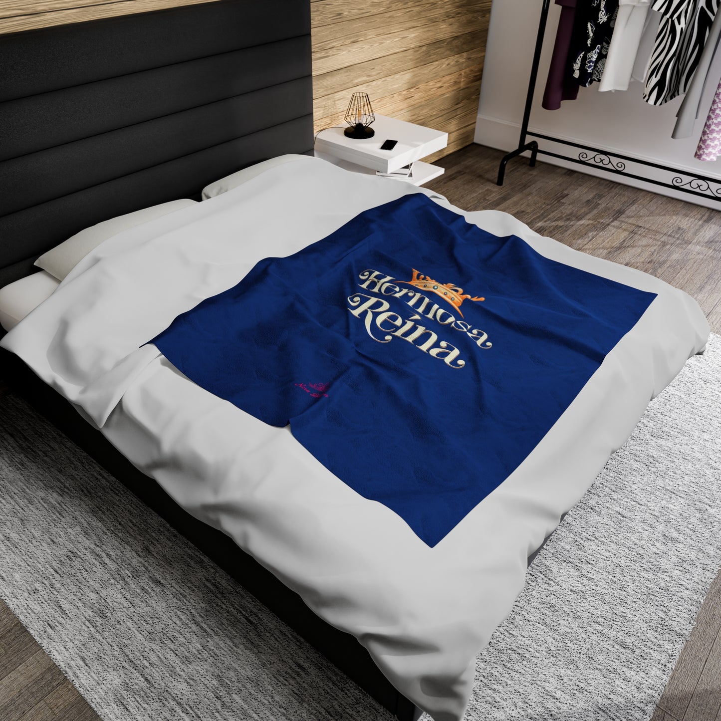 New York 1.0 Plush Blanket